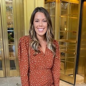 Meet your Posher, Alyssa